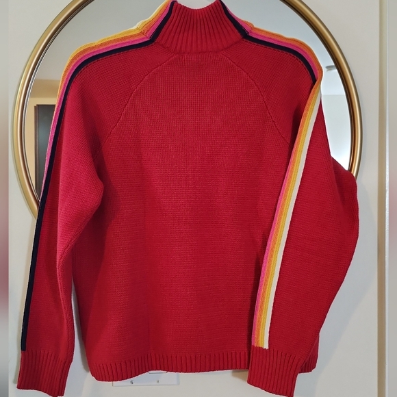 WOMEN'S SWEATER - Picture 9 of 12